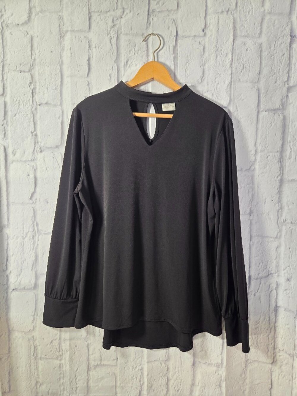 Chico's 2 (L) Black Keyhole Neckline Longsleeve Blouse Office Business Basic
